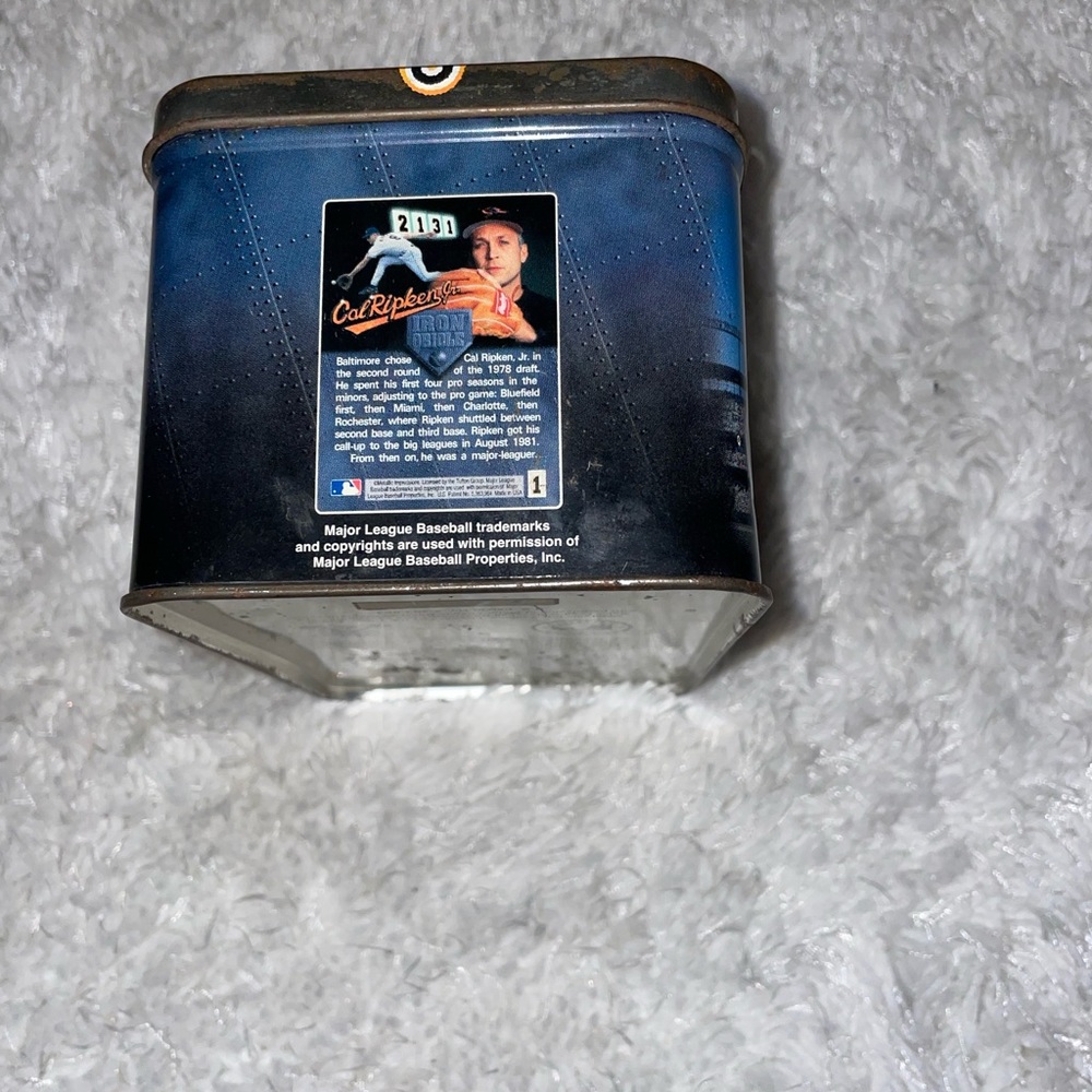 Vintage Metallic Embossed Cal Ripken Baseball Cards - Picture 16 of 16